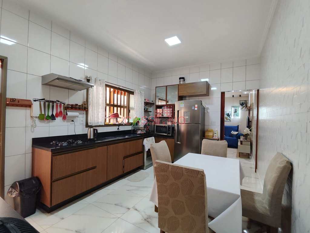 Casa em Cubatão, no bairro Vila Nova