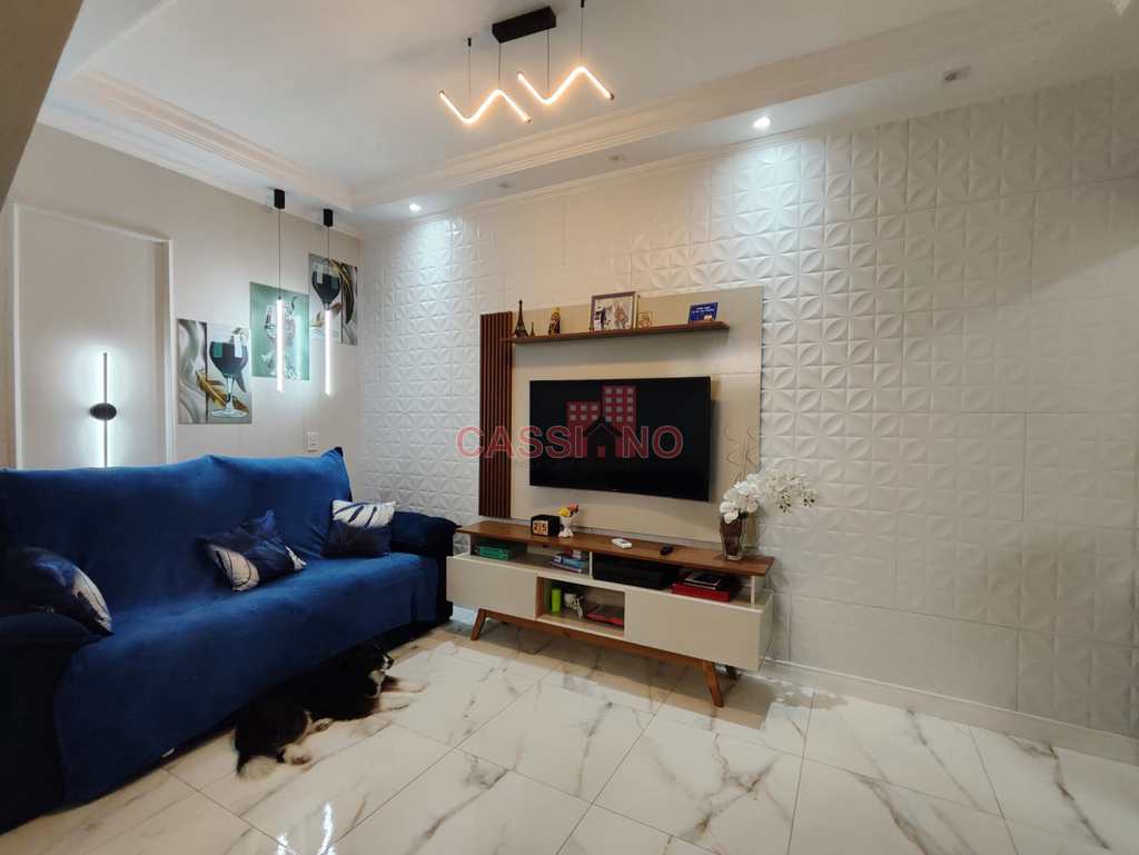 Casa em Cubatão, no bairro Vila Nova