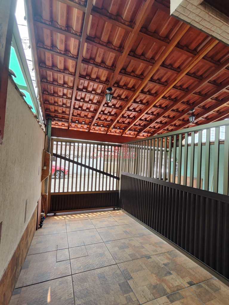 Casa em Cubatão, no bairro Vila Nova