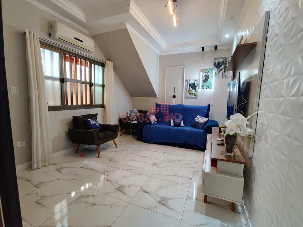 Casa em Cubatão, no bairro Vila Nova