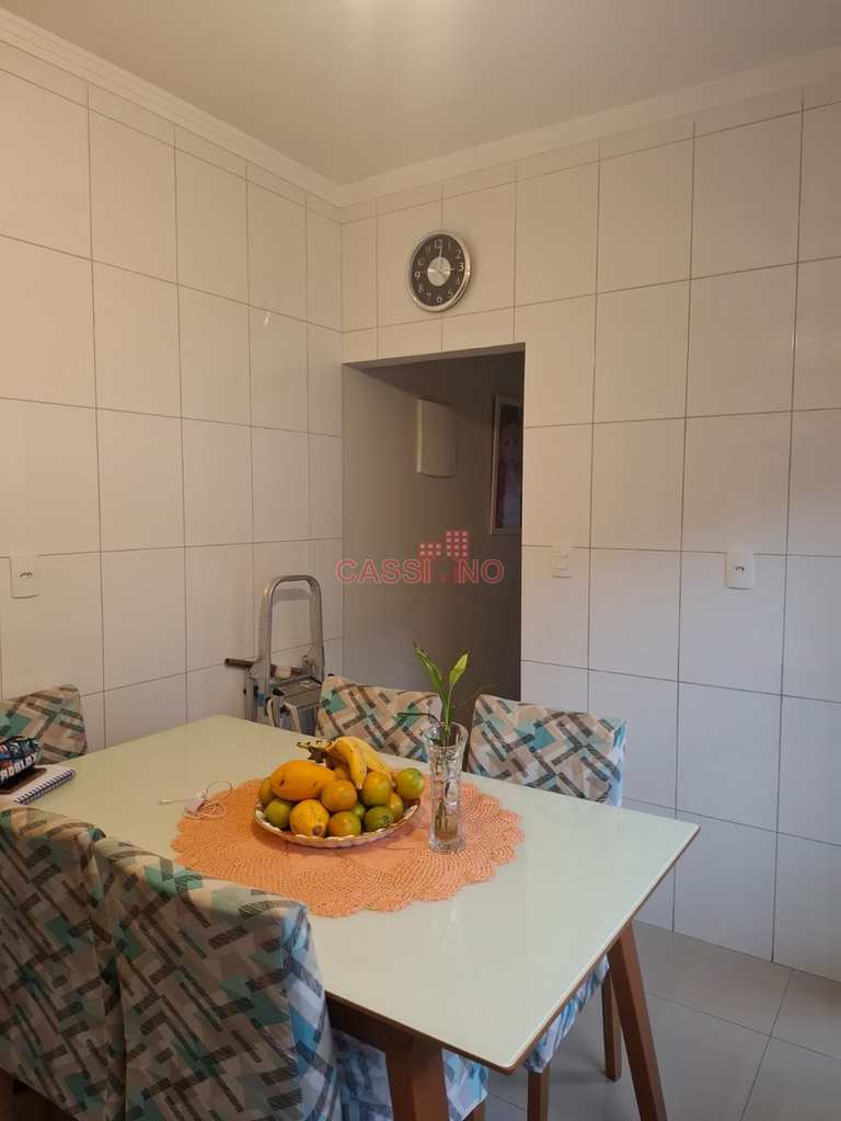 Casa em Cubatão, no bairro Vale Verde
