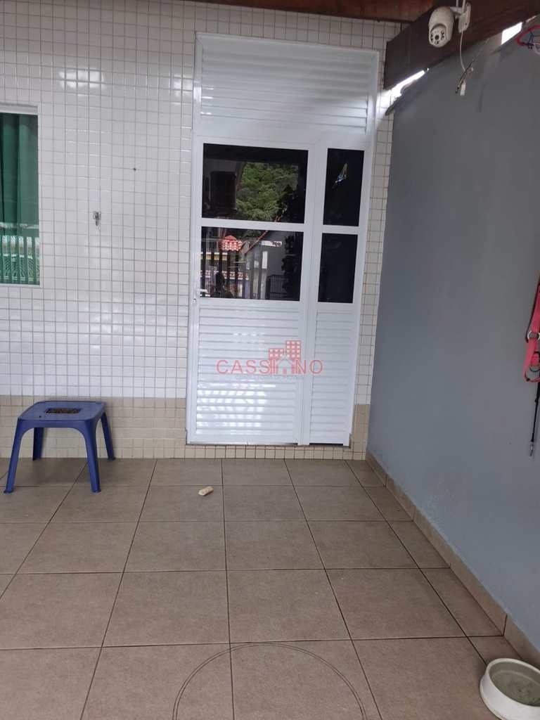 Casa em Cubatão, no bairro Vale Verde