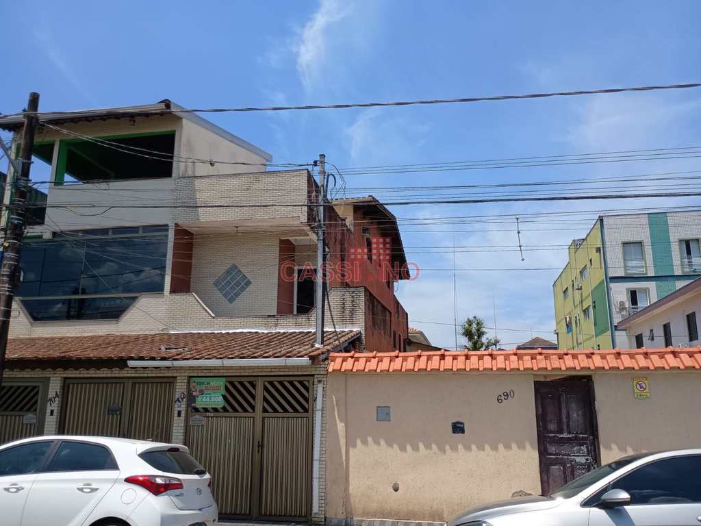 Casa em Cubatão, no bairro Jardim Casqueiro