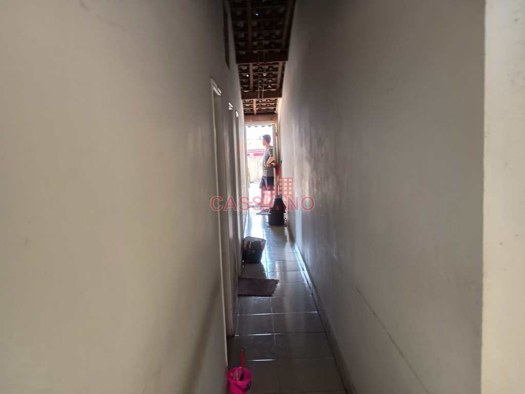 Casa em Cubatão, no bairro Jardim Casqueiro