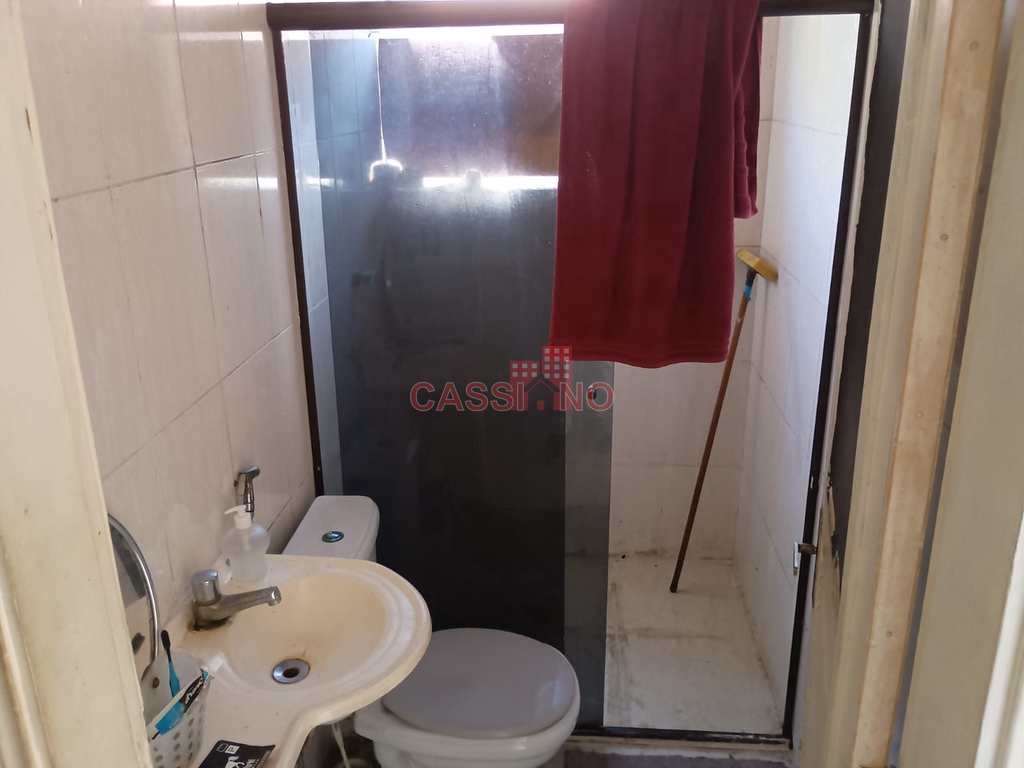 Casa em Cubatão, no bairro Jardim Casqueiro