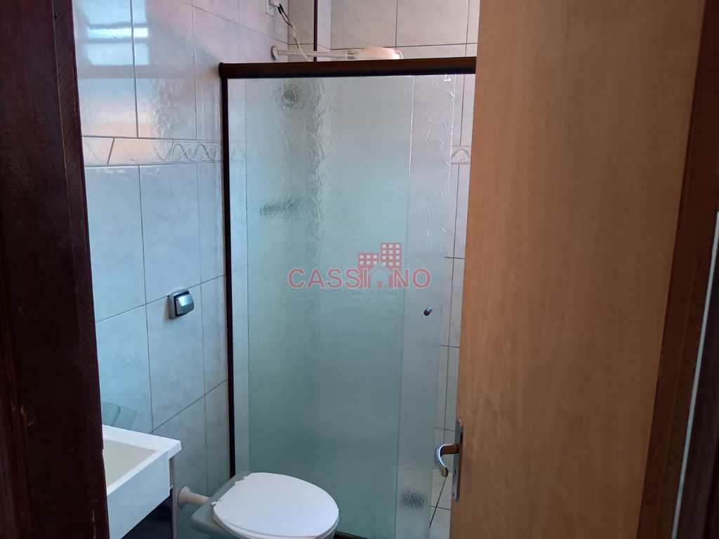 Sobrado em Cubatão, no bairro Vila Nova