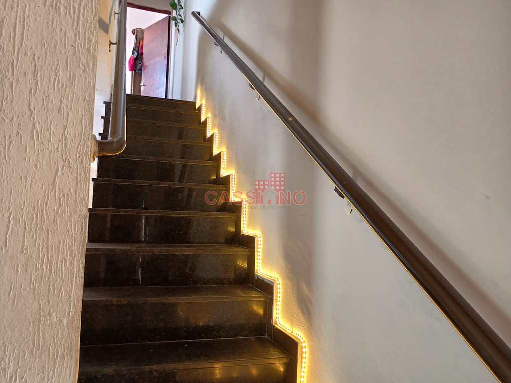 Sobrado em Cubatão, no bairro Vila Nova