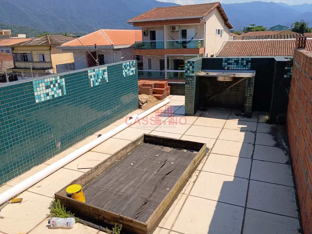 Sobrado em Cubatão, no bairro Vila Nova