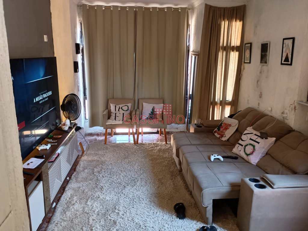 Sobrado em Cubatão, no bairro Vila Nova