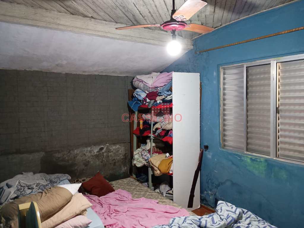 Sobrado em Cubatão, no bairro Vila Nova