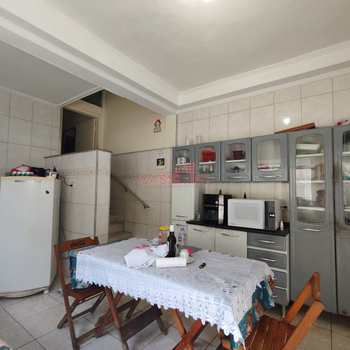 Casa em Cubatão, bairro Jardim São Francisco