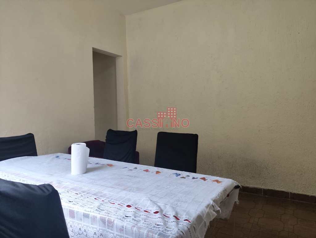 Casa em Cubatão, no bairro Jardim São Francisco