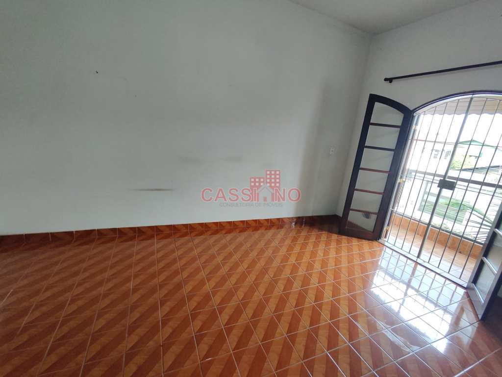 Sobrado em Cubatão, no bairro Vila Ponte Nova