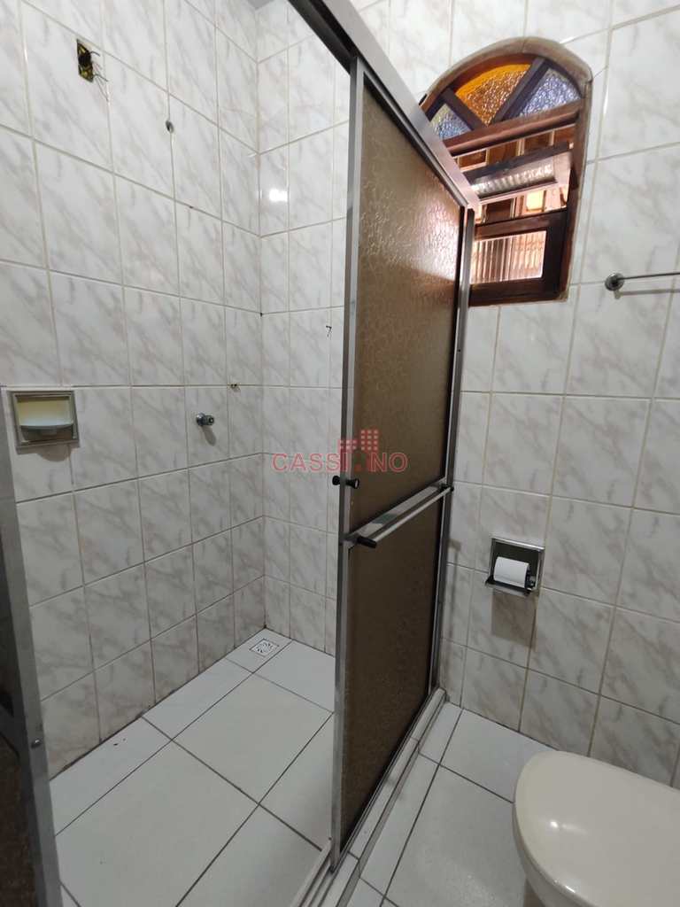 Sobrado em Cubatão, no bairro Vila Ponte Nova