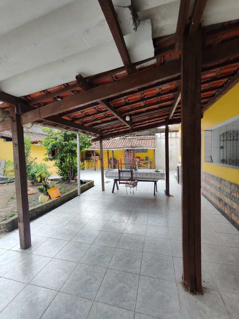 Sobrado em Cubatão, no bairro Vila Ponte Nova