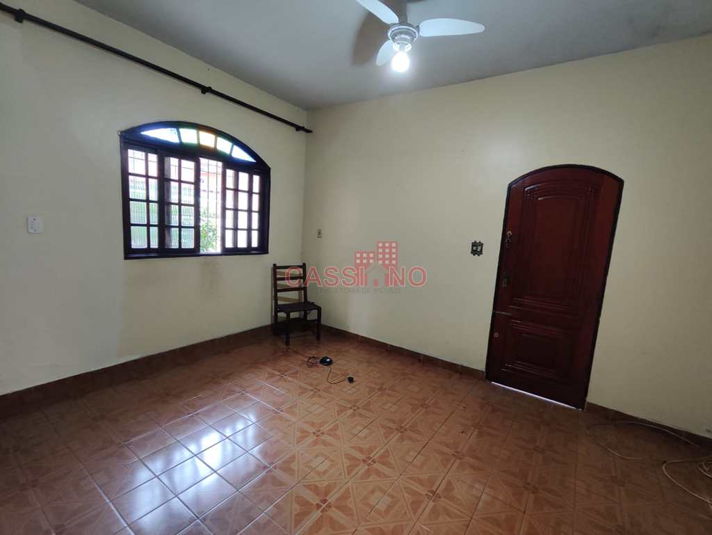 Sobrado em Cubatão, no bairro Vila Ponte Nova