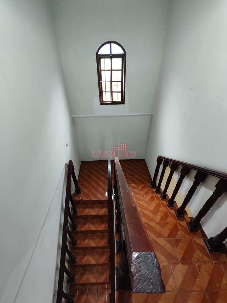 Sobrado em Cubatão, no bairro Vila Ponte Nova