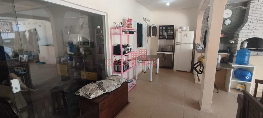 Casa em Cubatão, no bairro Vale Verde