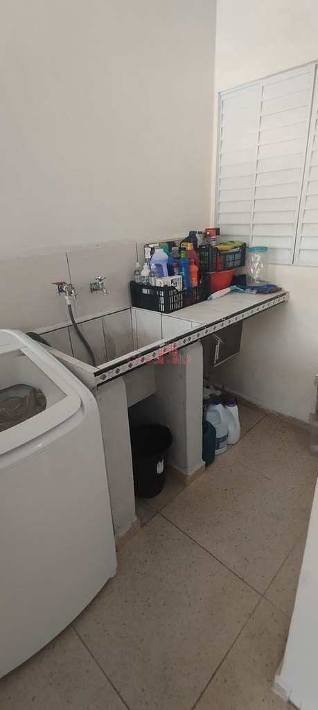 Casa em Cubatão, no bairro Vale Verde