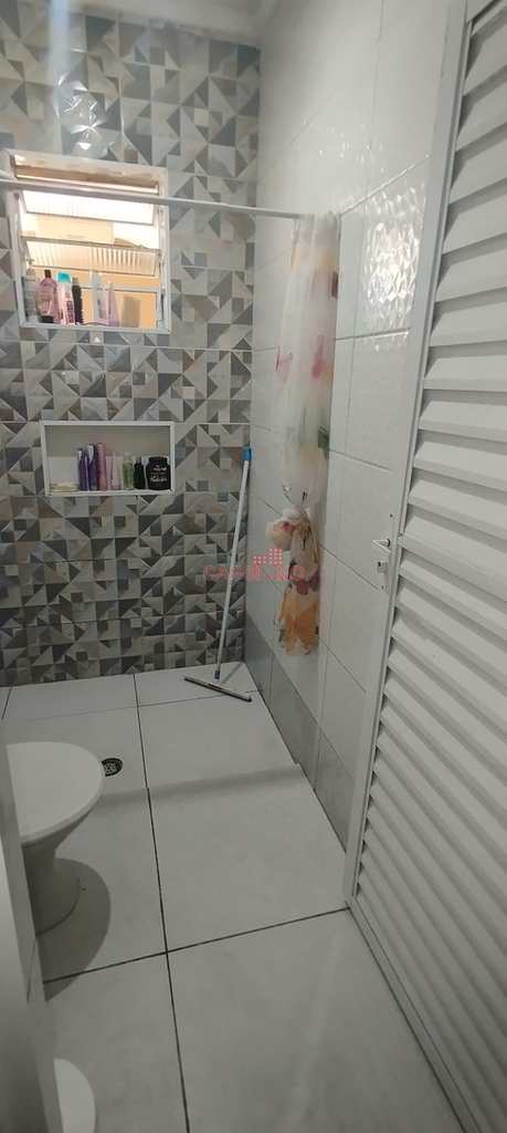 Casa em Cubatão, no bairro Vale Verde
