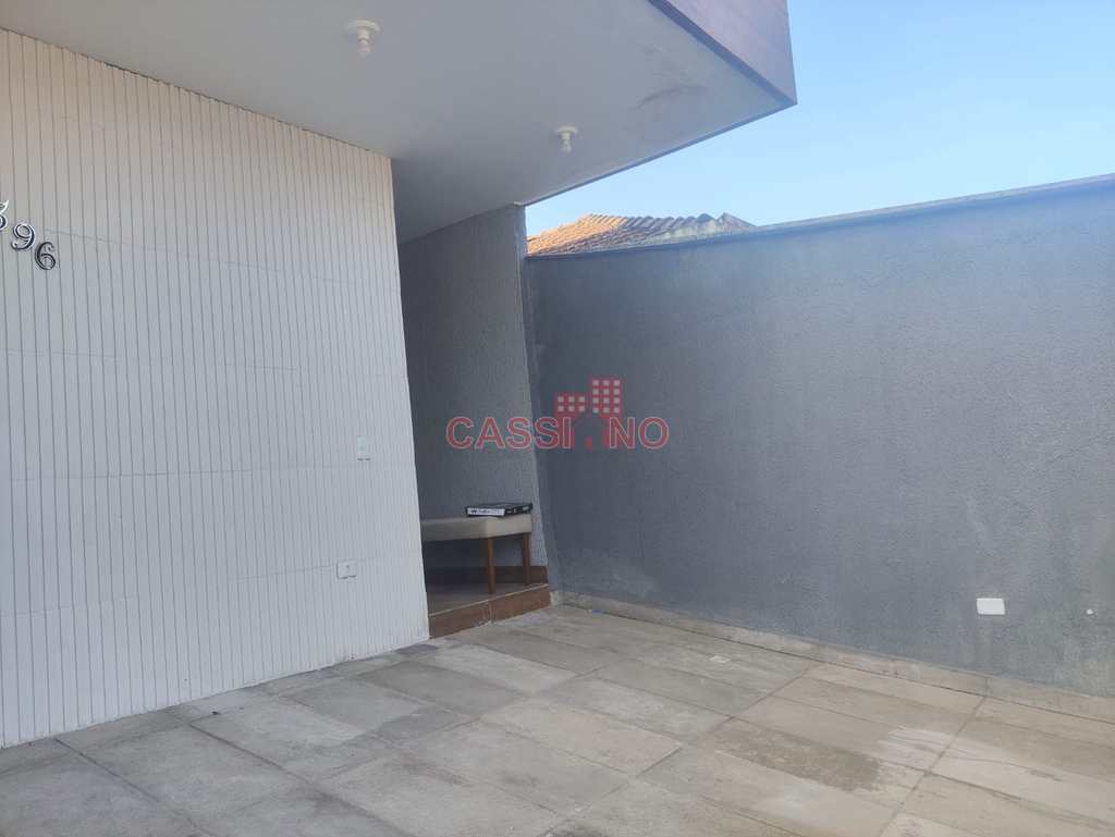 Casa em Cubatão, no bairro Vila Nova