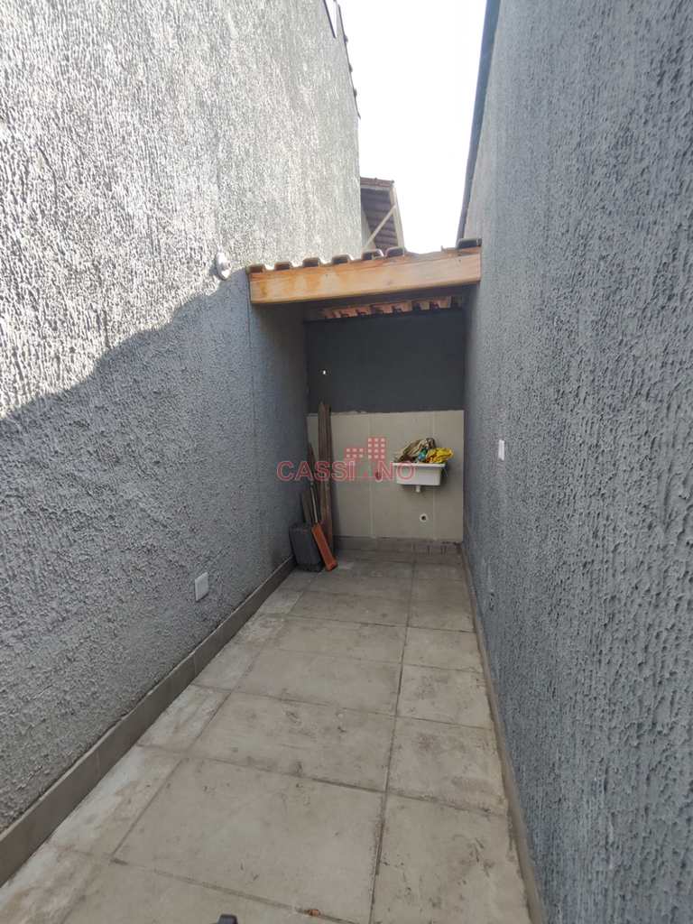Casa em Cubatão, no bairro Vila Nova