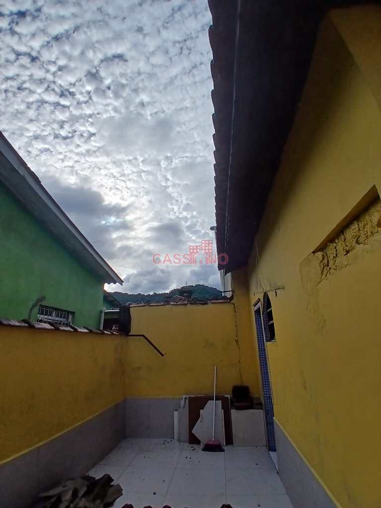 Casa em Cubatão, no bairro Vale Verde