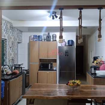 Casa em Cubatão, bairro Vale Verde