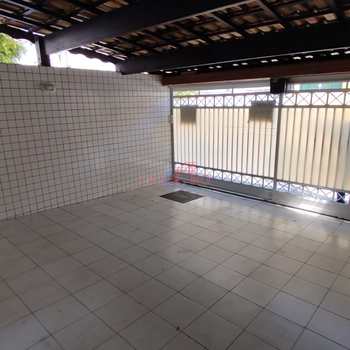 Casa em Santos, bairro Campo Grande