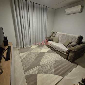 Casa em Cubatão, bairro Vila Nova