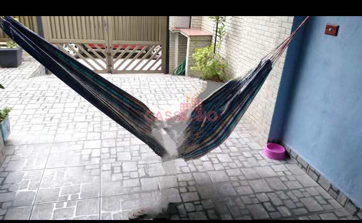 Sobrado em Cubatão, no bairro Vila Couto