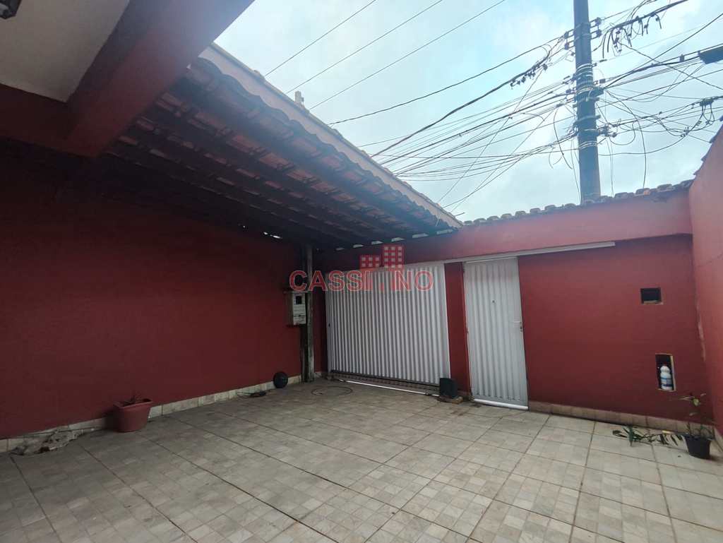 Sobrado em Cubatão, no bairro Vila Ponte Nova