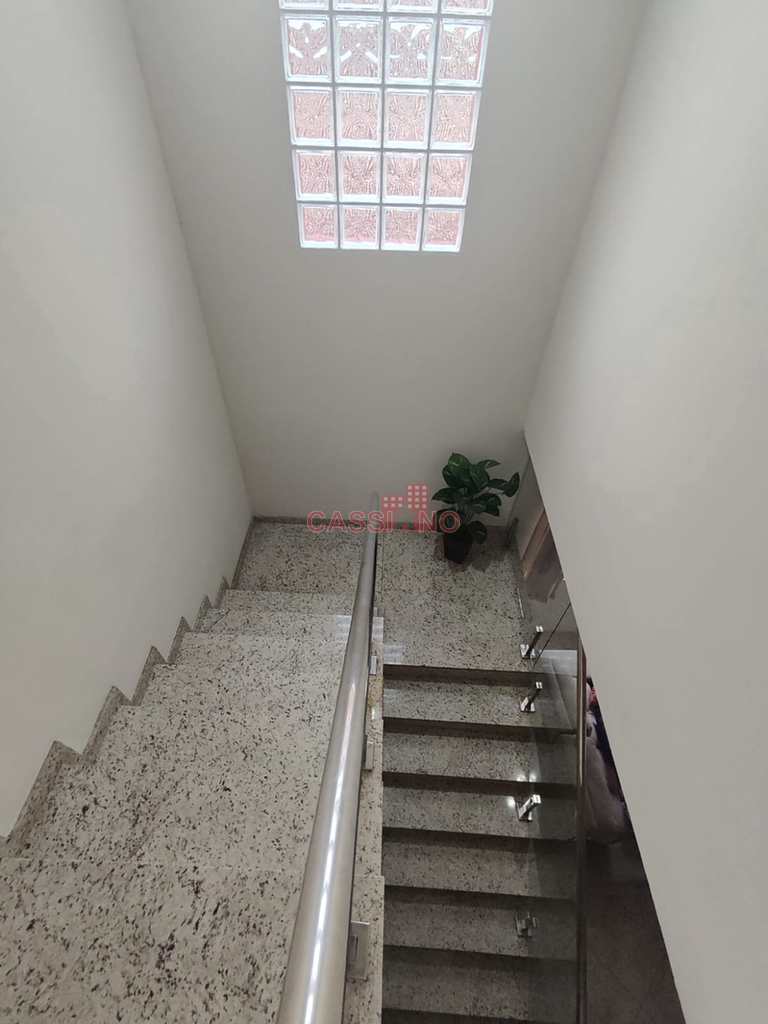 Sobrado em Cubatão, no bairro Vila Ponte Nova