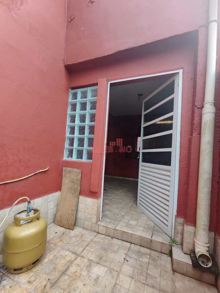 Sobrado em Cubatão, no bairro Vila Ponte Nova