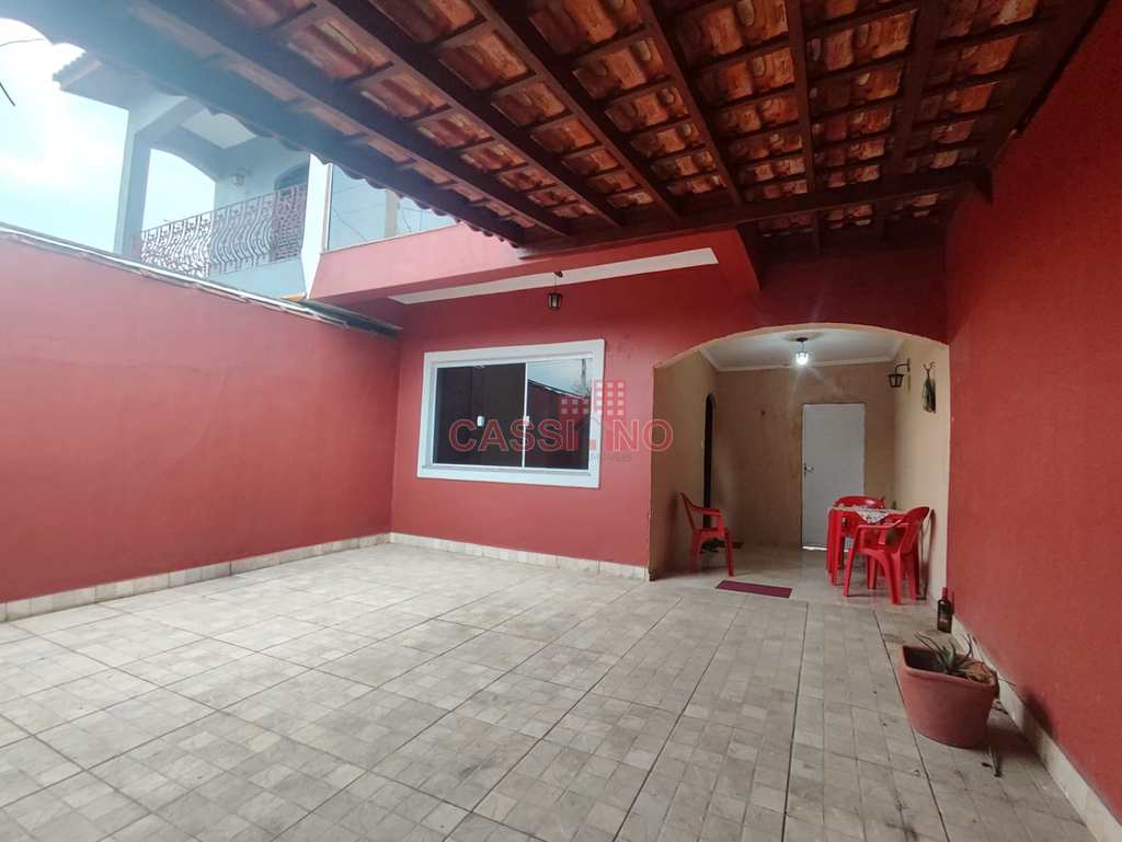 Sobrado em Cubatão, no bairro Vila Ponte Nova