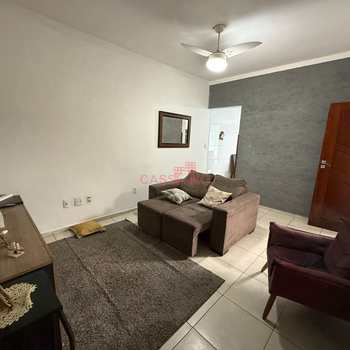 Casa em Cubatão, bairro Vila Nova