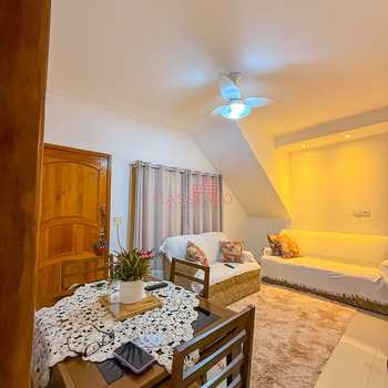 Casa em Cubatão, bairro Jardim Casqueiro