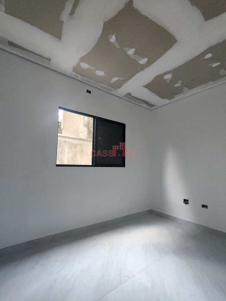 Casa em Cubatão, no bairro Vale Verde