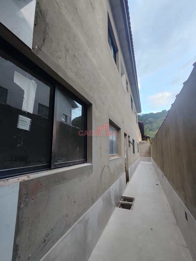 Casa em Cubatão, no bairro Vale Verde