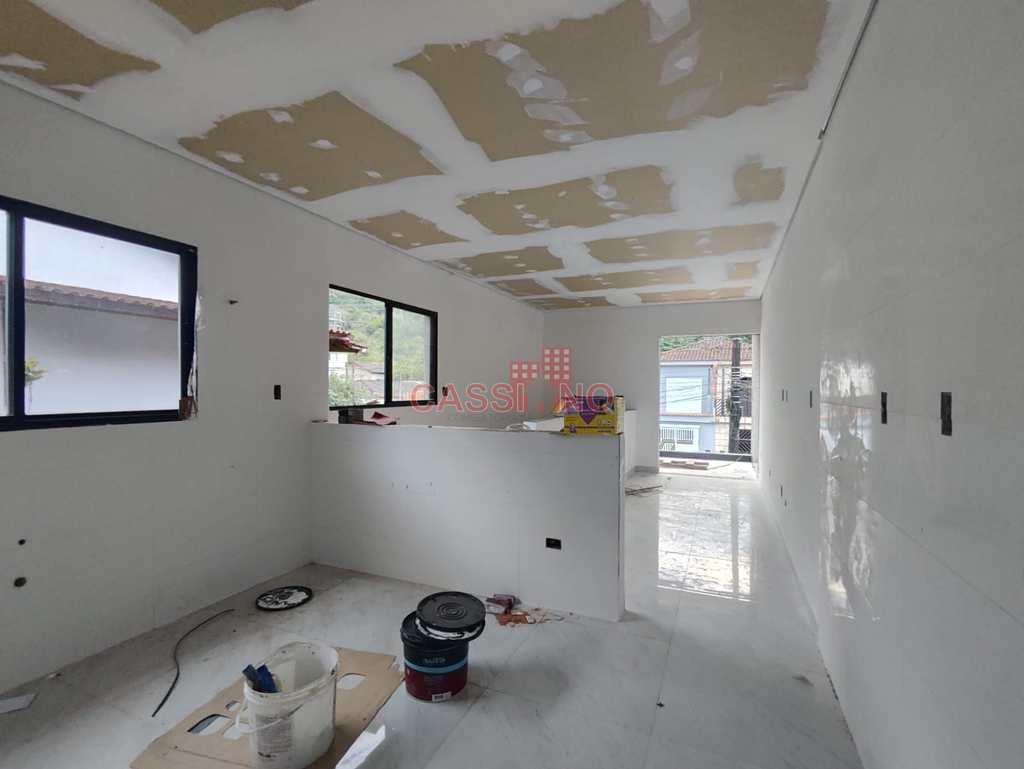 Casa em Cubatão, no bairro Vale Verde