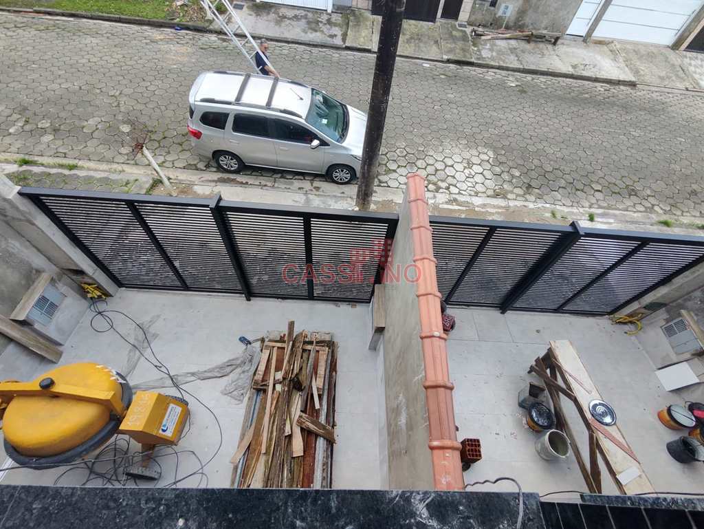 Casa em Cubatão, no bairro Vale Verde