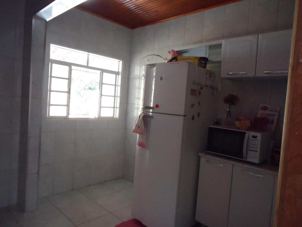 Casa em Jales, no bairro Conjunto Habitacional José Antonio Caparroz Bogaz II