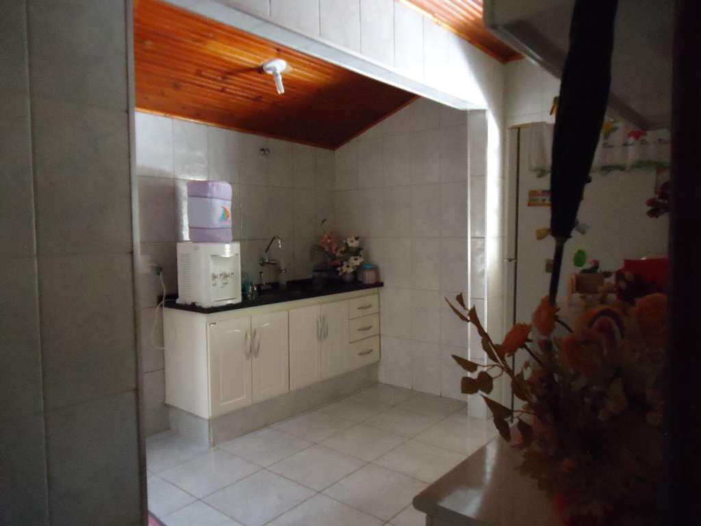 Casa em Jales, no bairro Conjunto Habitacional José Antonio Caparroz Bogaz II