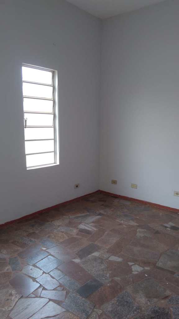 Casa em Jales, no bairro Jardim Primavera