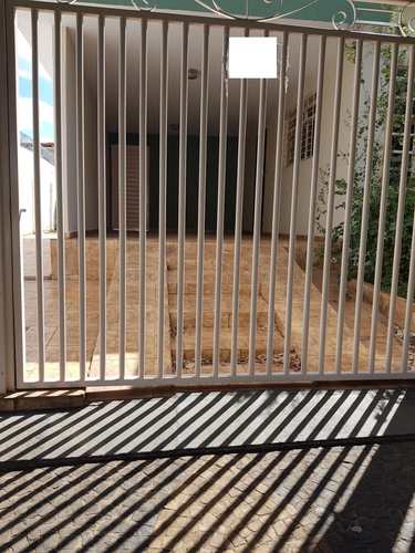 Casa, código 3424 em Jales, bairro Centro