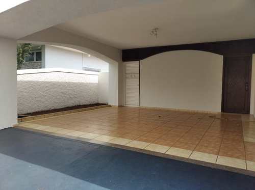 Casa, código 3696 em Jales, bairro Centro
