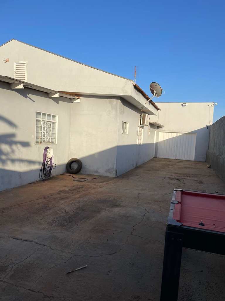 Casa em Jales, no bairro Jardim Paraíso