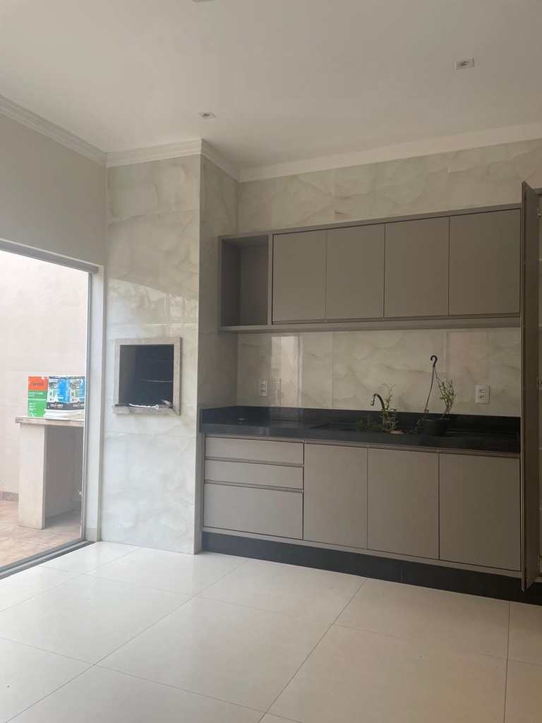 Casa em Jales, no bairro Jardim Santo Expedito