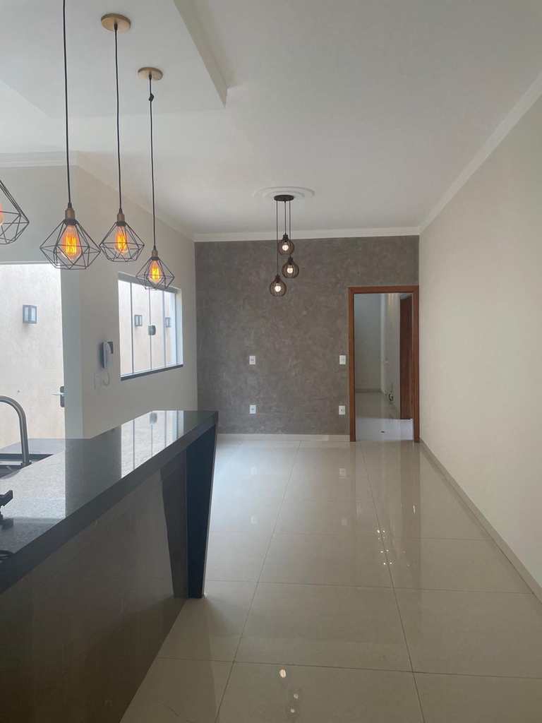 Casa em Jales, no bairro Jardim Santo Expedito