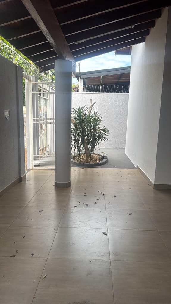 Casa em Jales, no bairro Jardim Monterey